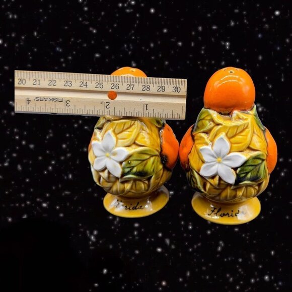 Ceramic Salt and Pepper Shaker Set 2 pcs Frutal Orange Florida Made In Japan 4”T - Picture 4 of 10